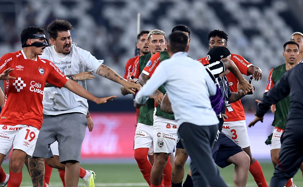 “Farmeando aura”: La burla del Cienciano tras eliminar por goleada a Botafogo en Copa Sudamericana