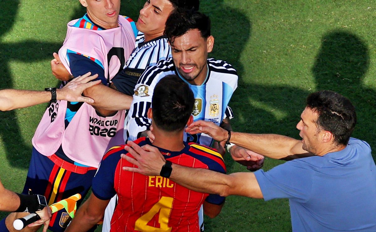 El llanto de la prensa argentina tras el castigo de la FIFA: “Paredes recibió la peor sanción de su vida”
