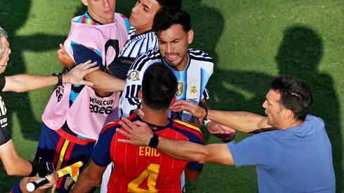 Leandro Paredes deberá pagar una sanción de diez partidos en Argentina.