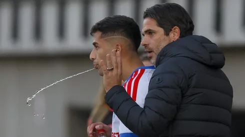 Assadi se marcha U. de Chile.