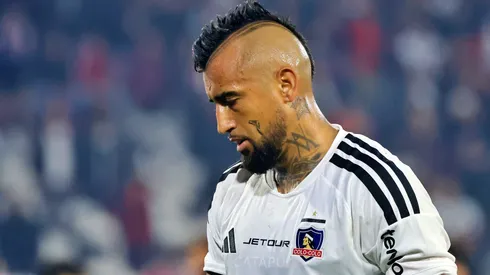 Arturo Vidal no fue a conferencia previa al Superclásico.