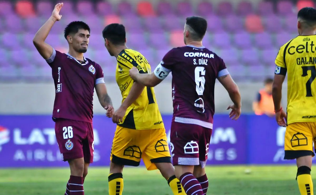 La Serena “provoca” a Coquimbo tras eliminación en Libertadores: Recibe a Platense en su casa