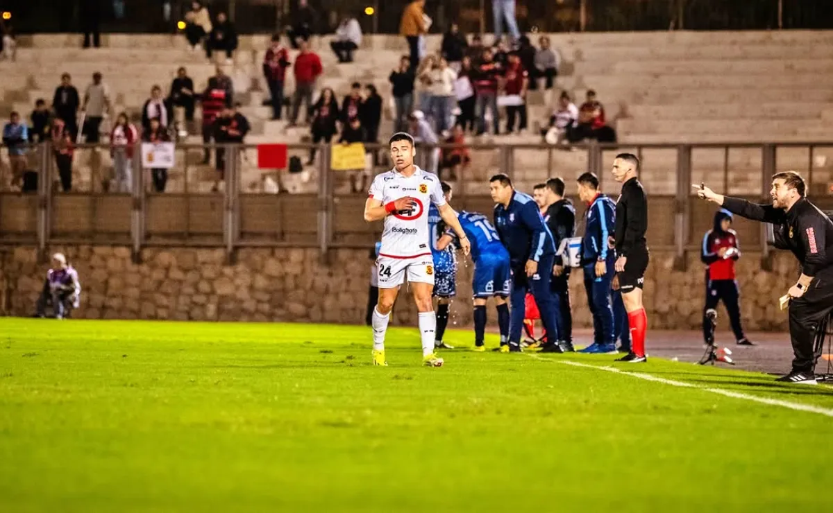 Rangers gana en Primera B tras 300 días y sueña con permanencia Rangers gana en Primera B tras 300 días y sueña con permanencia