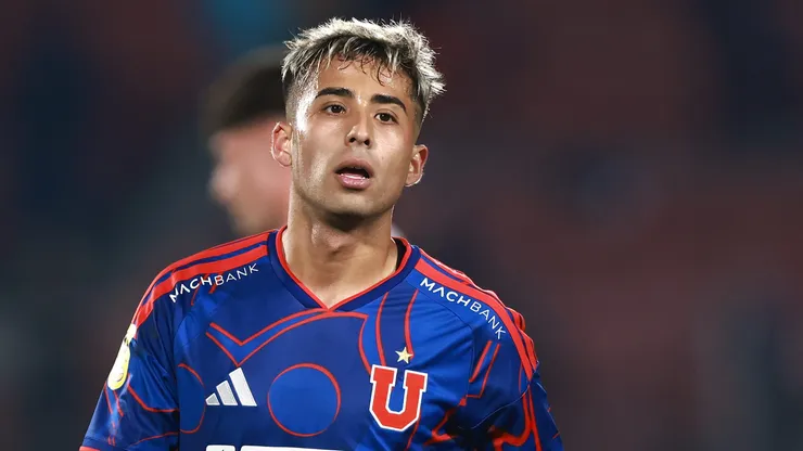 Lucas Assadi finalmente se irá de Universidad de Chile y no podrá jugar ante Colo Colo.