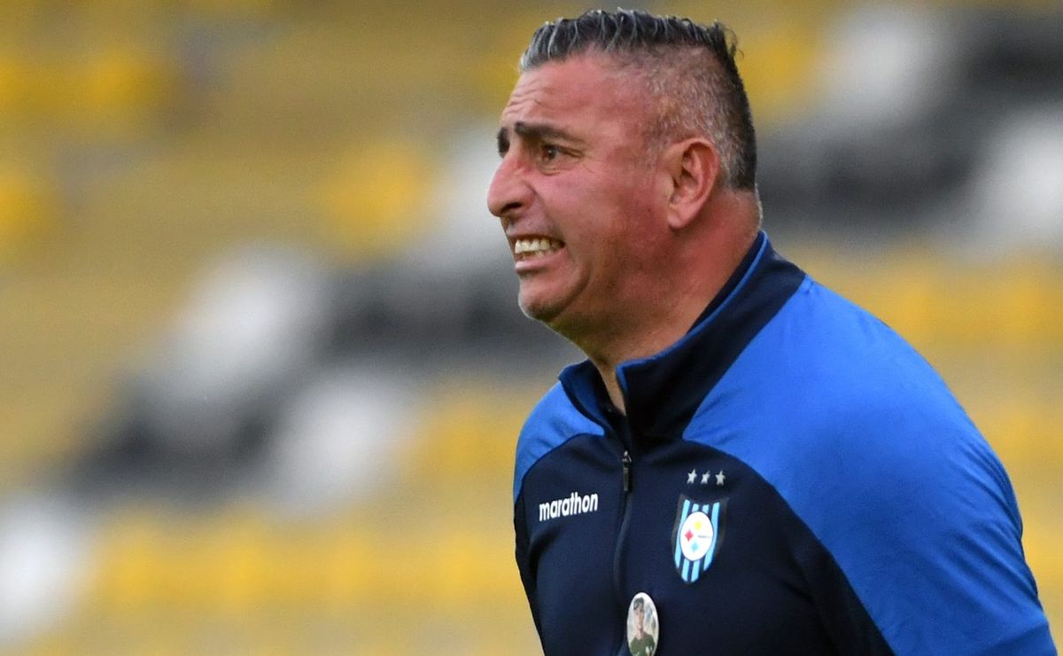 Limache le da otro golpe a Jaime García y aplasta a Huachipato: así quedó la tabla de posiciones