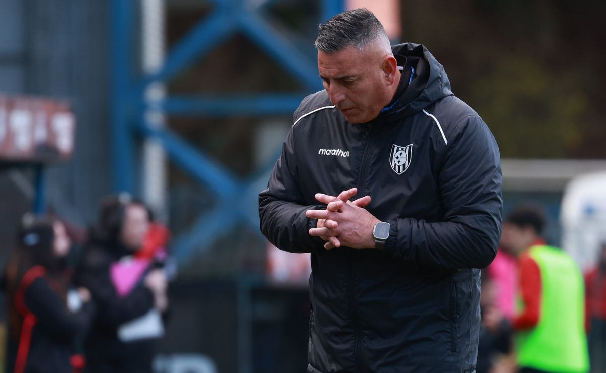Jaime García avisa: “Se manoseó el nombre de Huachipato, si en algún momento me deben pegar la patada…”