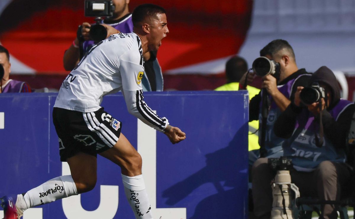 A lo Zlatan Ibrahimovic: Álvaro Madrid sorprendió con tacazo para poner en ventaja a Colo Colo