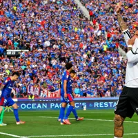 Colo Colo se queda con el Superclásico 200 y acaricia el título