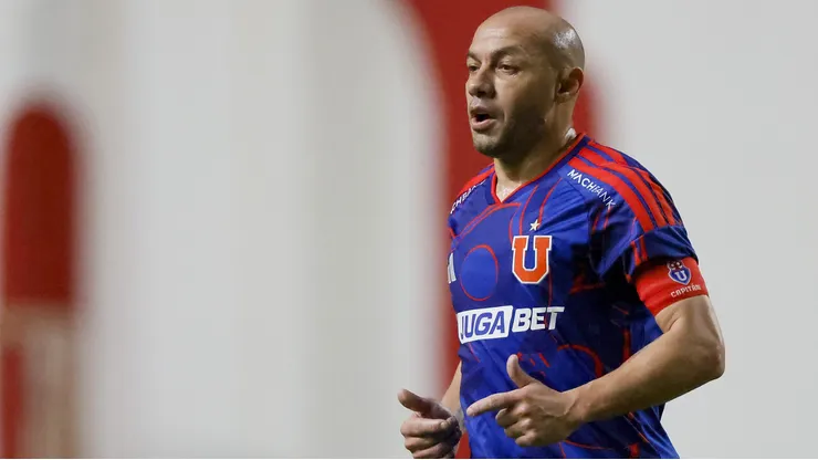 Carepato anunció su retiro del fútbol a fin de temporada.