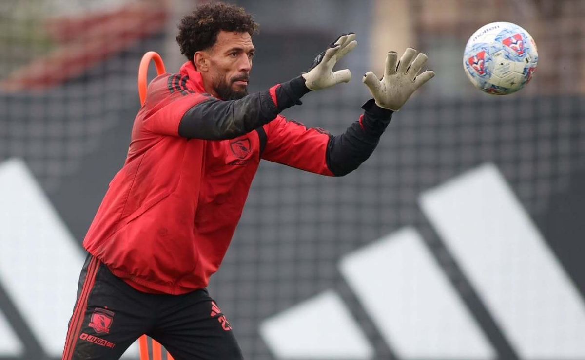 Vozinha prepara su esperado debut en Colo Colo: día, hora y rival