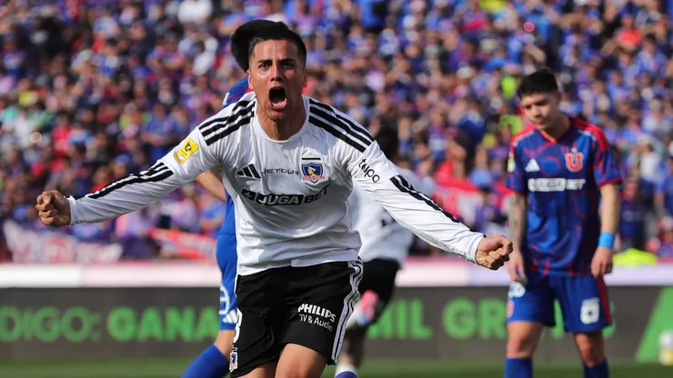 Álvaro Madrid celebró así su gol ante el Romántico Viajero.