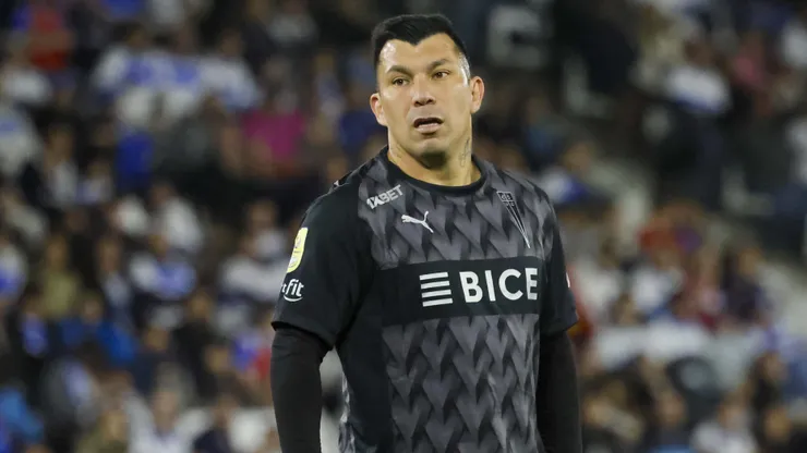 Universidad Católica estrenó nueva camiseta