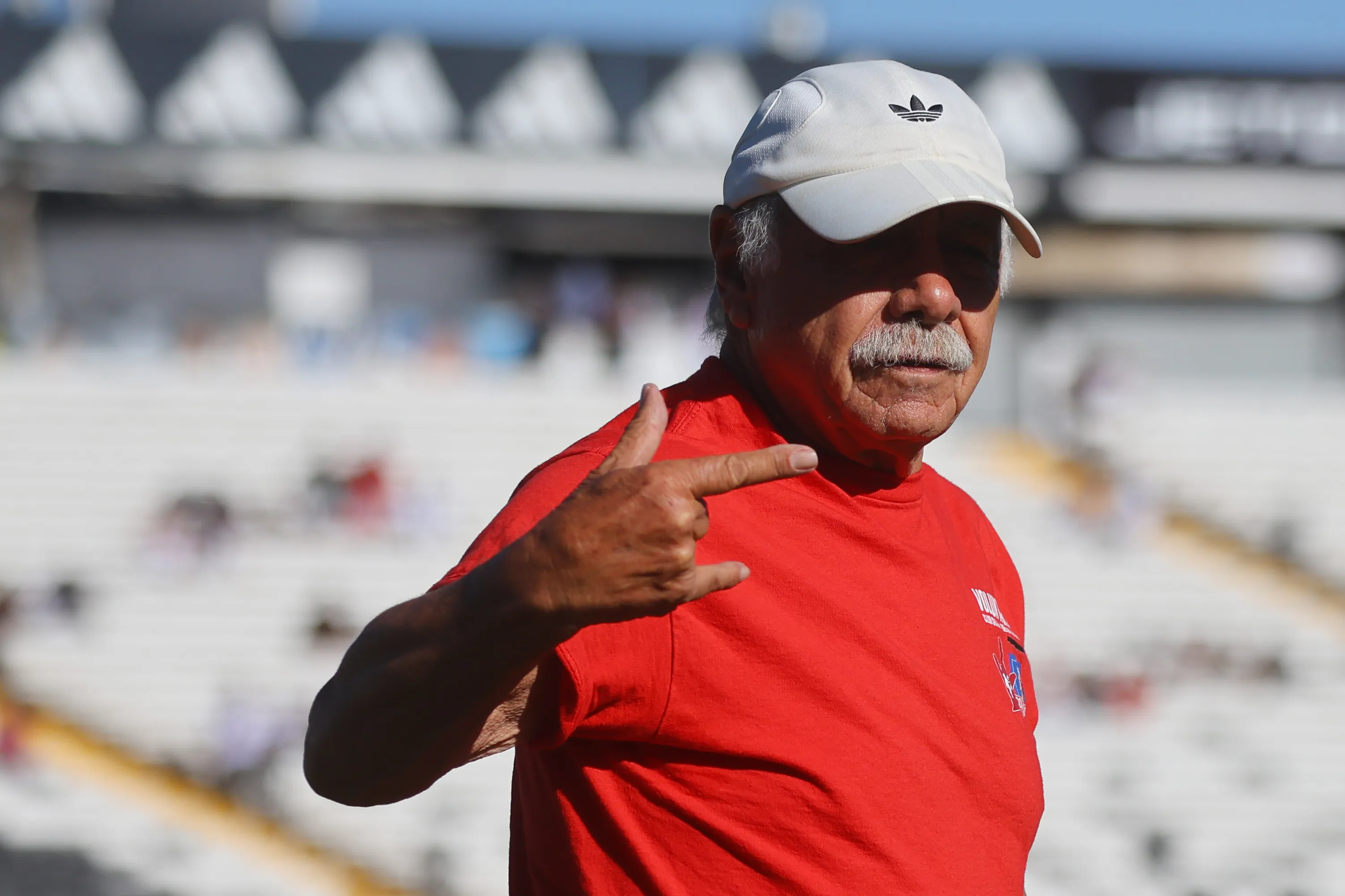 Carlos Caszely da por hecho que el Cacique será campeón de la Liga de Primera 2026. (Jonnathan Oyarzun/Photosport).