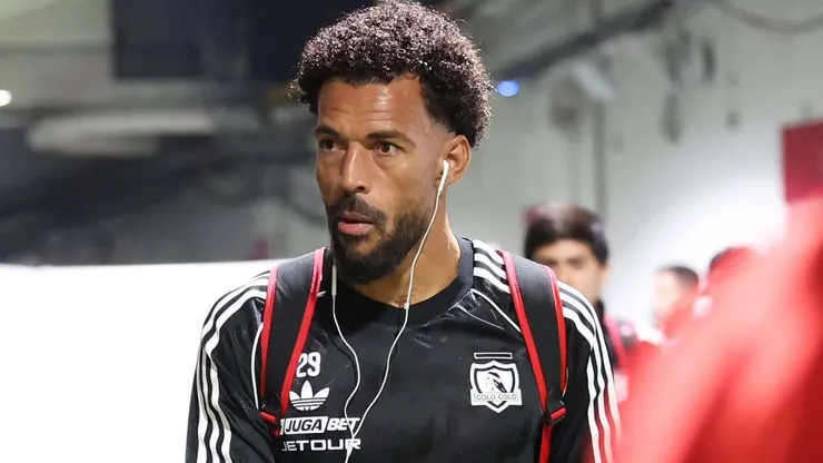 Vozinha y el motivo que estaría retrasando su debut en Colo Colo.