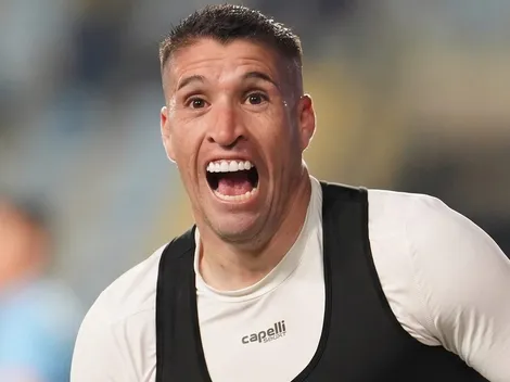 Encendió la lucha por el Chile 2 y su DT lo felicitó: "Olfatea el gol y..."