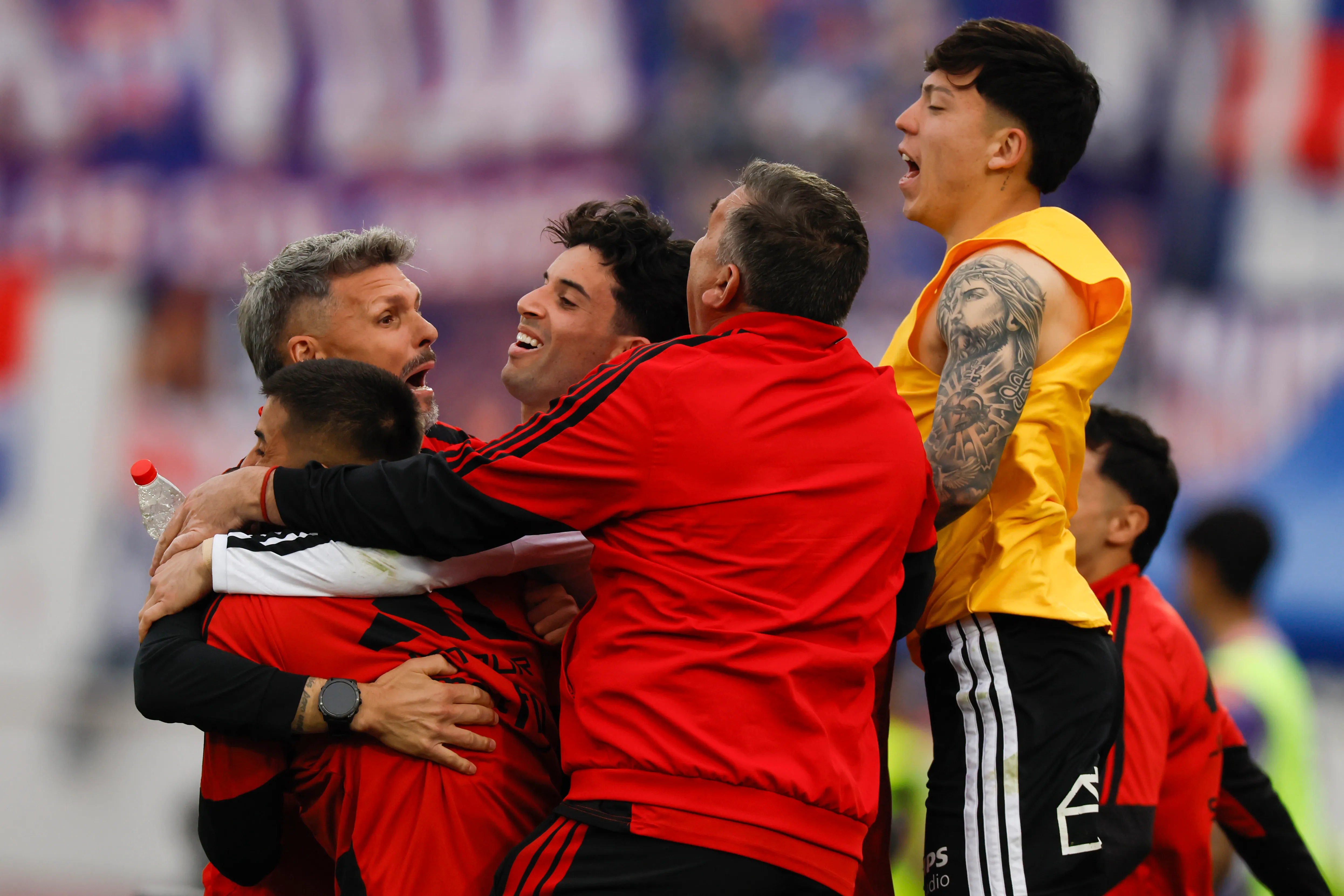 Fernando Ortiz celebró el Superclásico en Colo Colo. Foto: Andrés Pina/Photosport