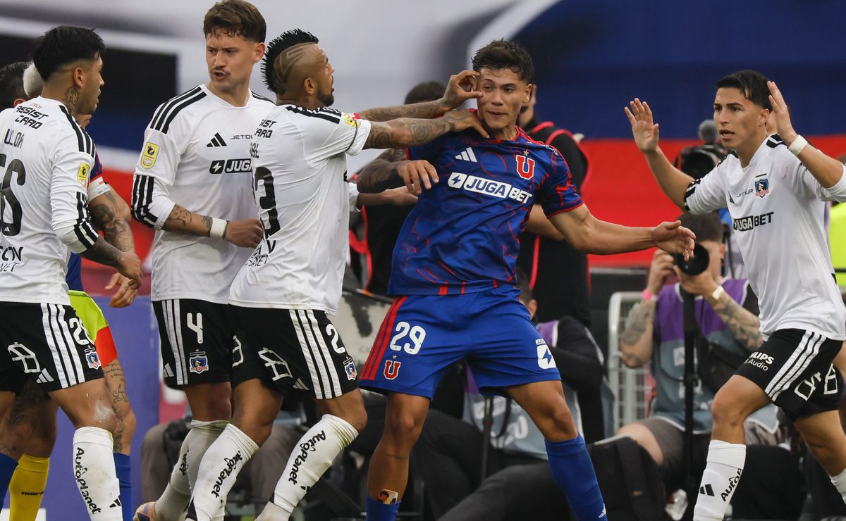 Vidal cuenta cómo engañaron a U de Chile en el Superclásico: “Nos tenían estudiados, teníamos que sorprender”