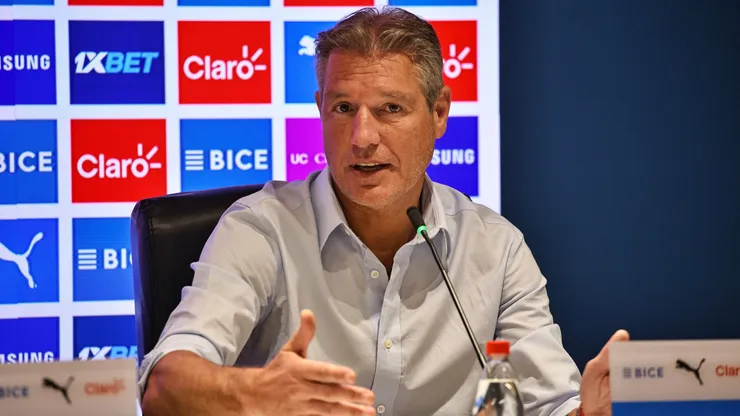 José María Buljubasich se va de Católica después de 16 años.
