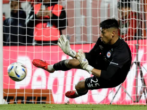 Brayan Cortés vuelve a brillar en Argentina con doble atajada