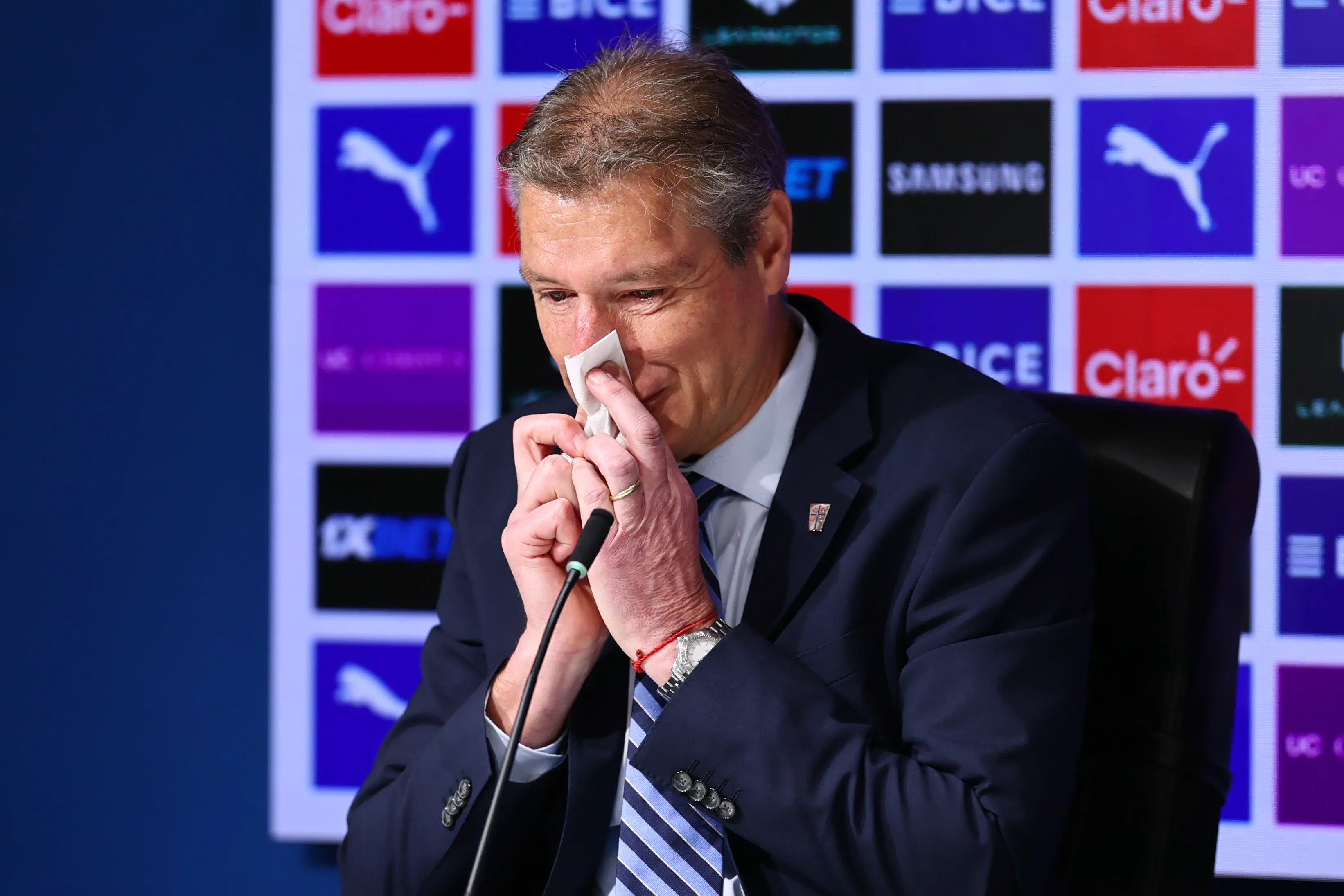 José María Buljubasich se emocionó mucho al recordar su época como gerente deportivo de Cruzados SADP. (Javier Torres/Photosport).