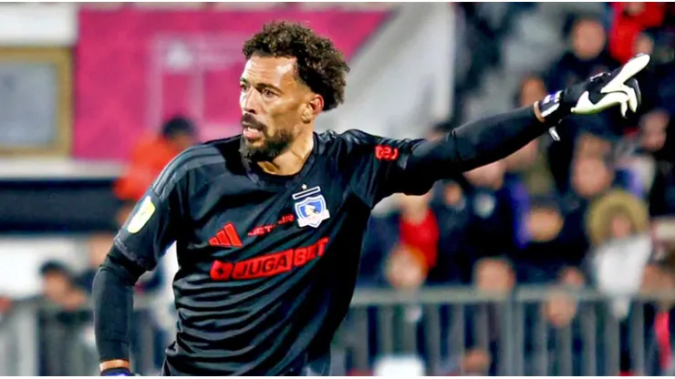 Vozinha jugó su primer partido en el arco del Cacique.