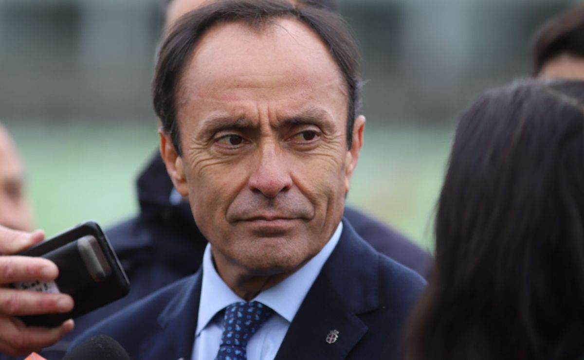 Colo Colo responde por Javier Correa: Jaime Pizarro cuestiona denuncia de la U y pone al Monumental como ejemplo
