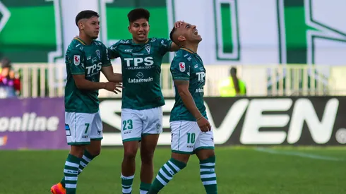 Wanderers alcanzó la cima de la Primera B.