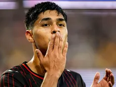Darío Osorio anota otro golazo para clasificar a Conference League