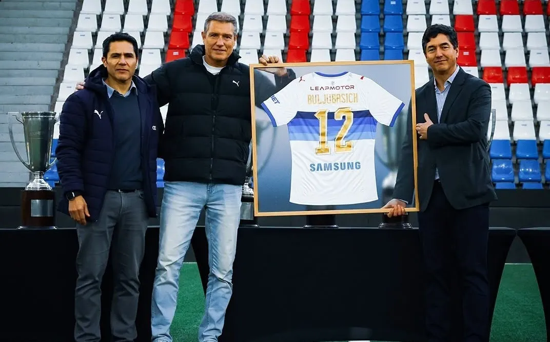 Universidad Católica quiere tener a su nuevo gerente deportivo antes de las fiestas patrias. | Foto: Cruzados.