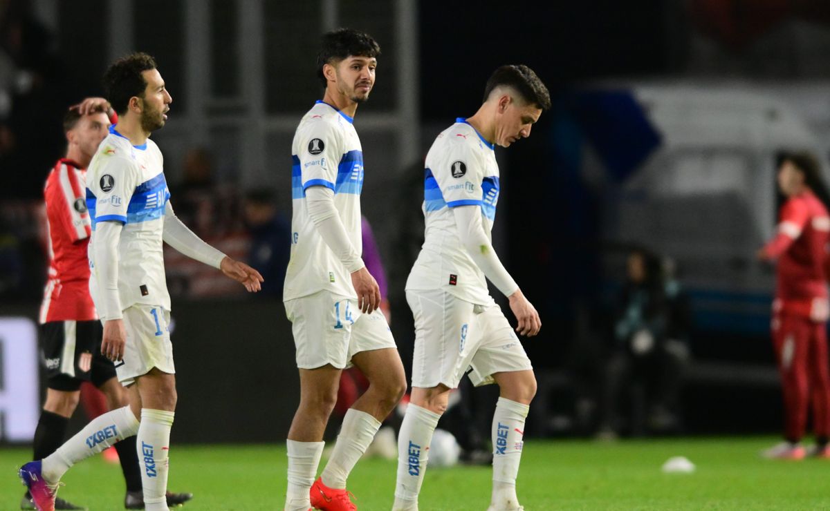 No solo Buljubasich: adelantan otra salida en U Católica tras el remezón del adiós en Copa Libertadores