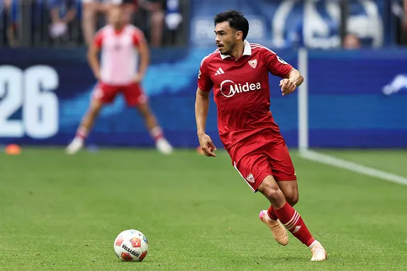 Gabriel Suazo estará presente en el partido del Sevilla vs. Atlético por LaLiga 2026-27.