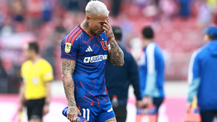Estado de la cancha del Ester Roa preocupa a los azules.