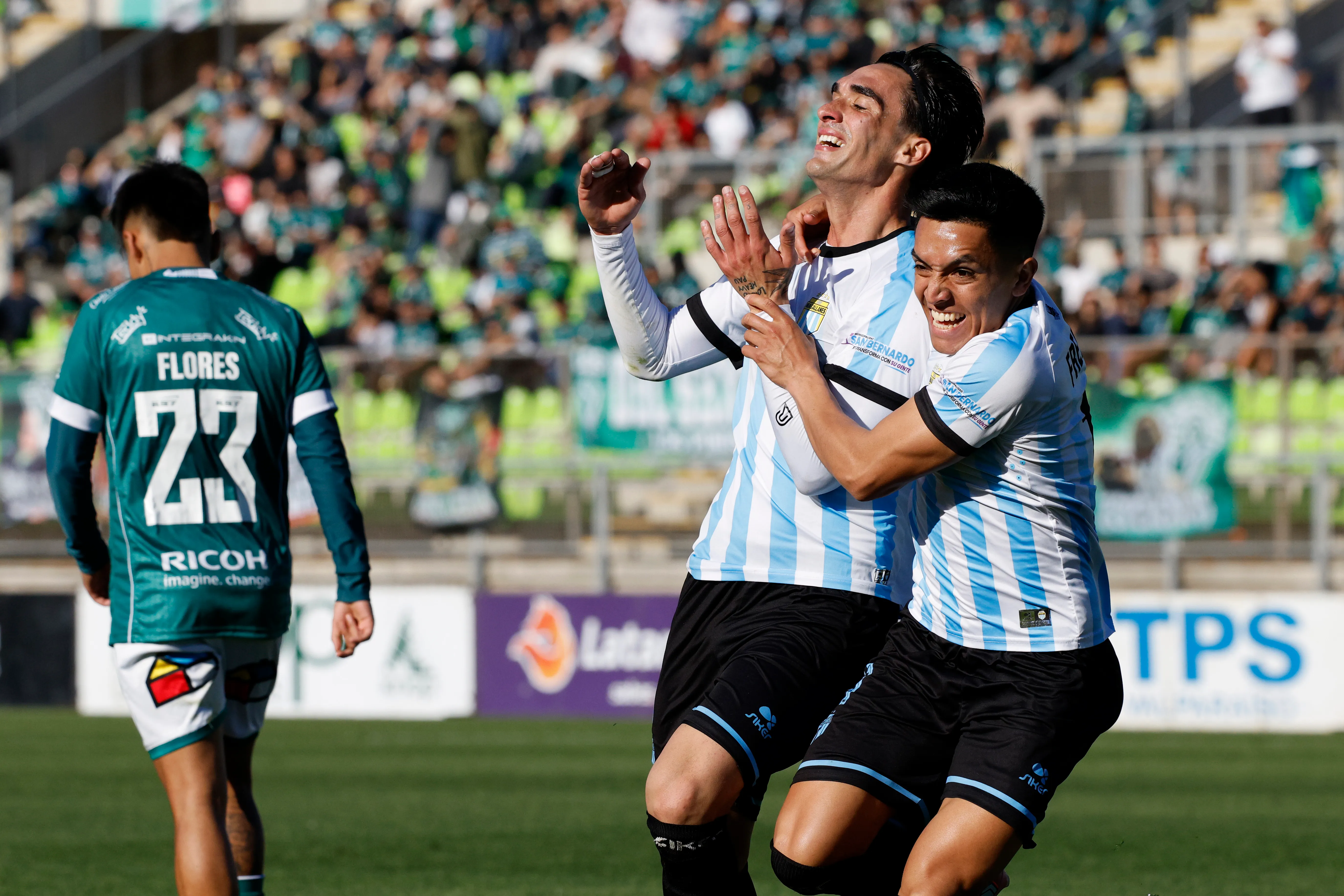 Así celebró Bruno Liuzzi, pero su tanto no contó. (Martin Thomas/Photosport).