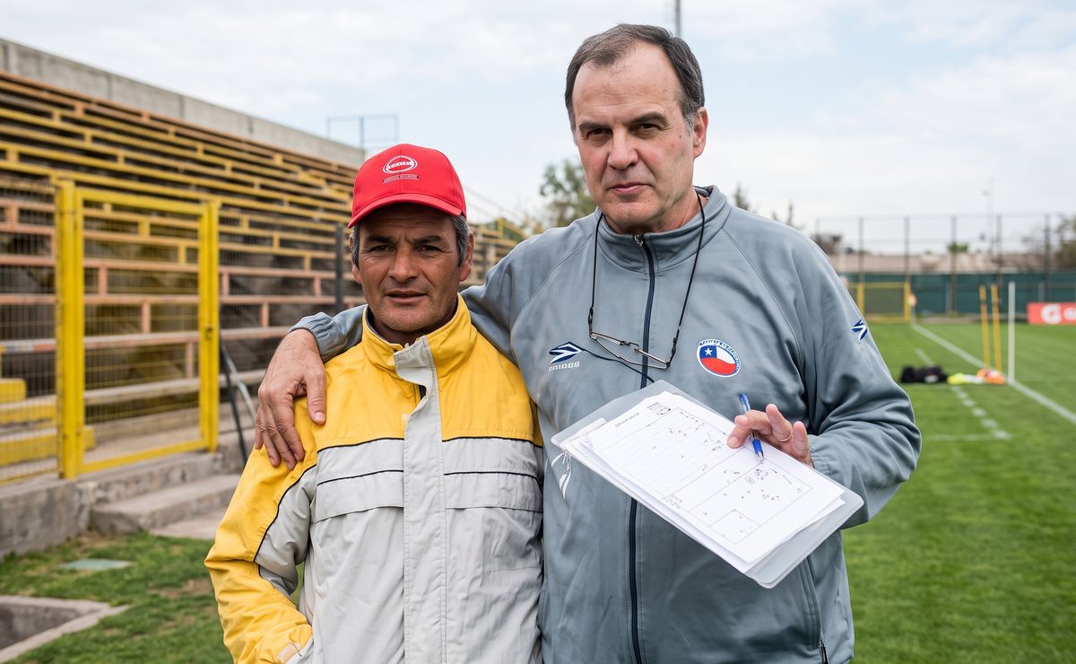 Canchero preferido de Marcelo Bielsa le manda una alerta a la U de Chile por la cancha del Ester Roa