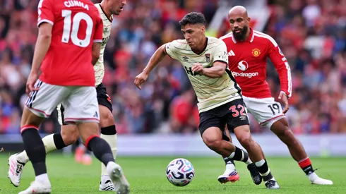 Marcelino es titular en el mítico estadio del United.