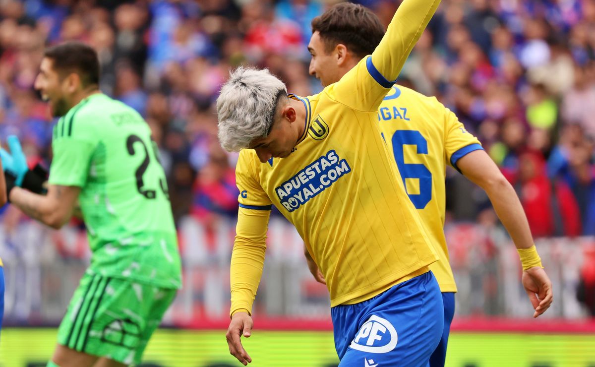 Inicio de pesadilla: U de Chile lo pierde en el Ester Roa tras torpe penal de Tamayo y un golazo de Waterman