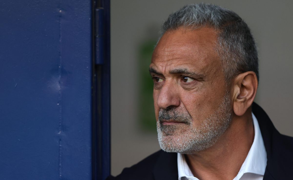Pablo Milad responde a “presiones” por nuevo escritoriazo en Chile: “En el fútbol hay mitómanos”