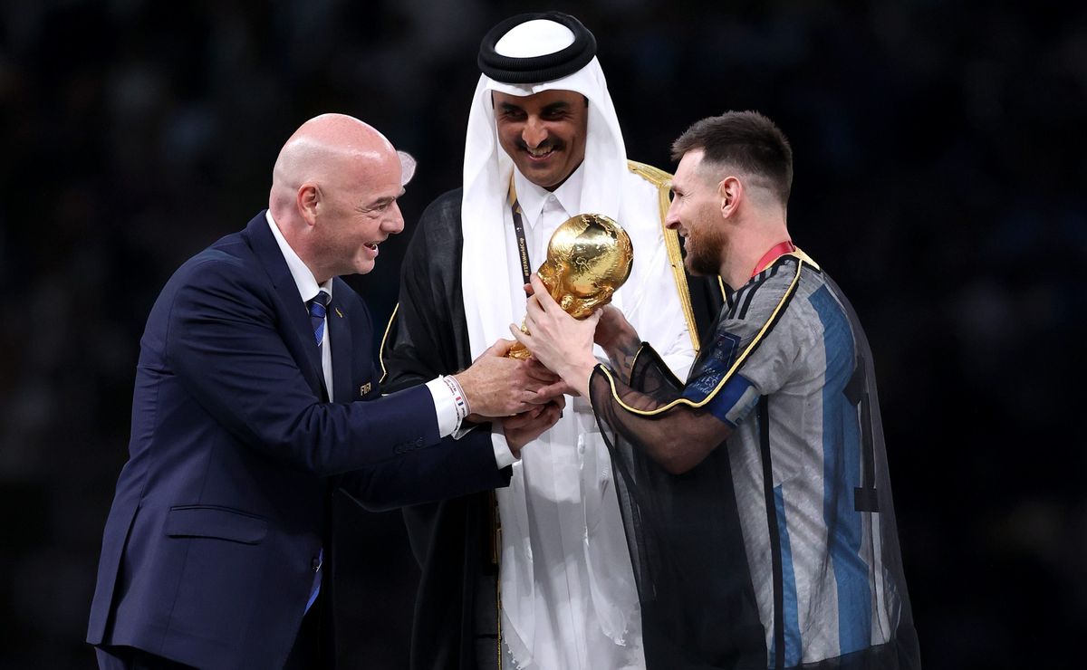 “Te deseo todo lo mejor”: la sentida carta de despedida de Gianni Infantino a Lionel Messi