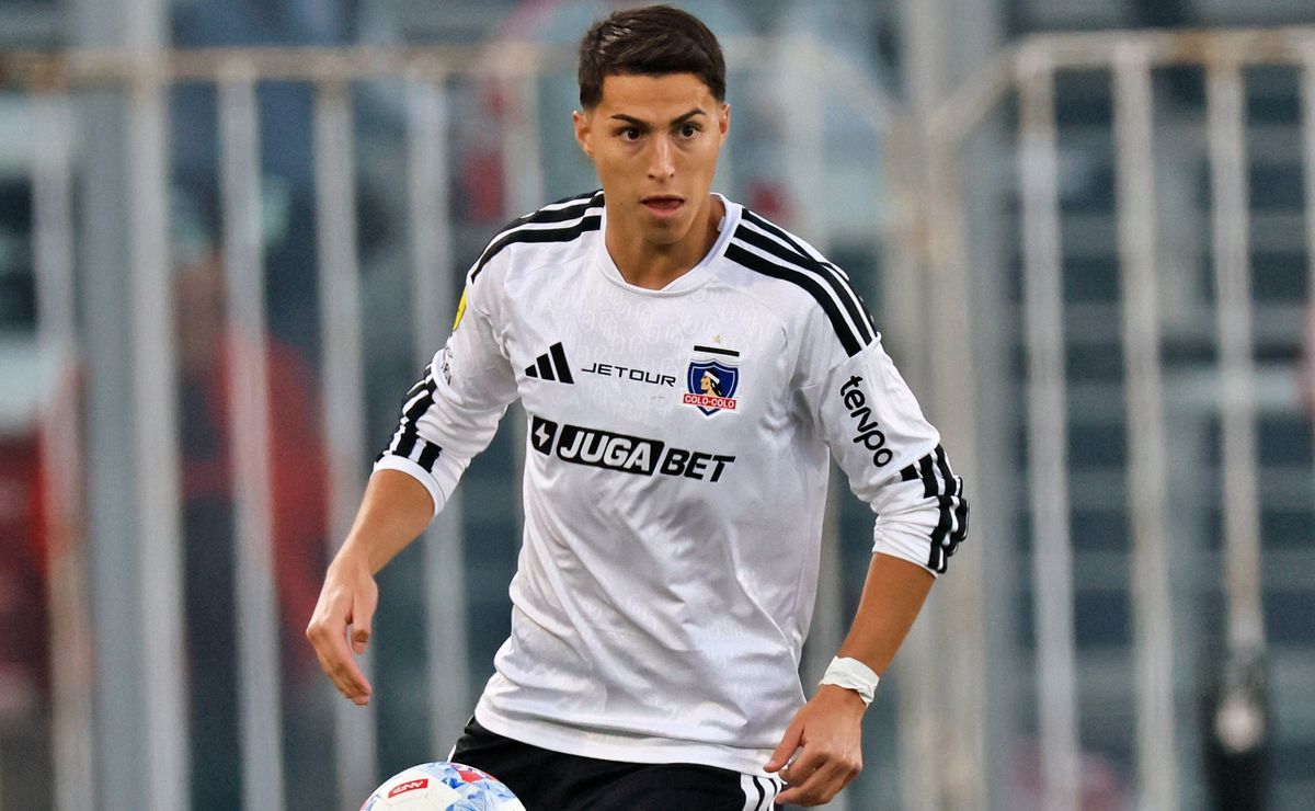 Jonathan Villagra aclara gravedad de su lesión de rodilla en Colo Colo: “No fue nada”