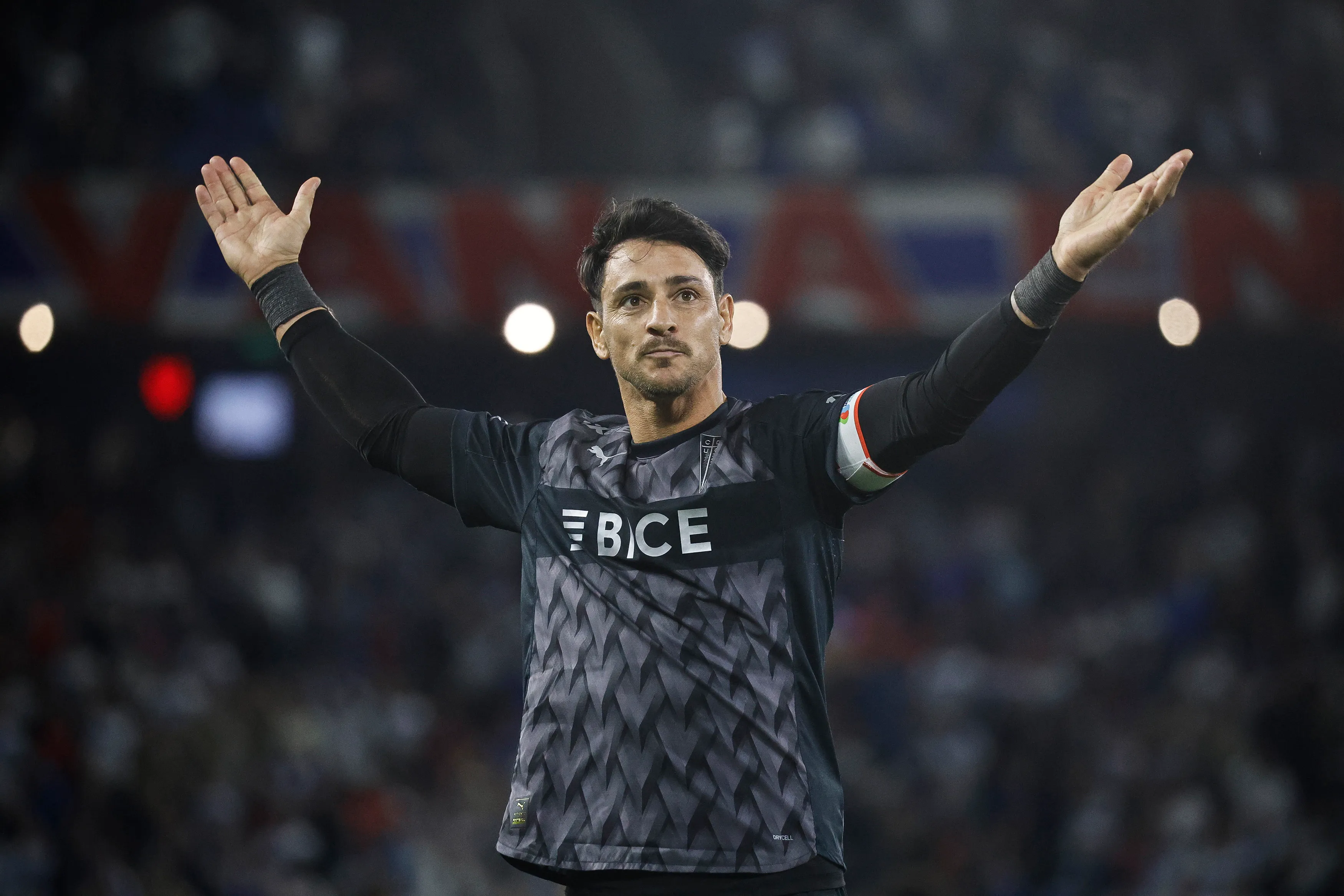 Fernando Zampedri otra vez fue figura en la Católica al marcar dos goles