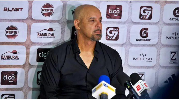 Marco Antonio Figueroa queda libre tras su adiós en Guatemala.