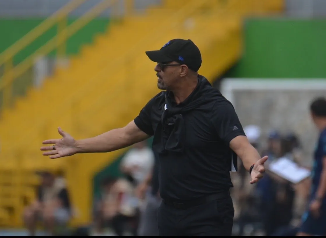 La carrera de Marco Antonio Figueroa en el Comunicaciones de Guatemala llegó a su final. | Foto: Archivo.