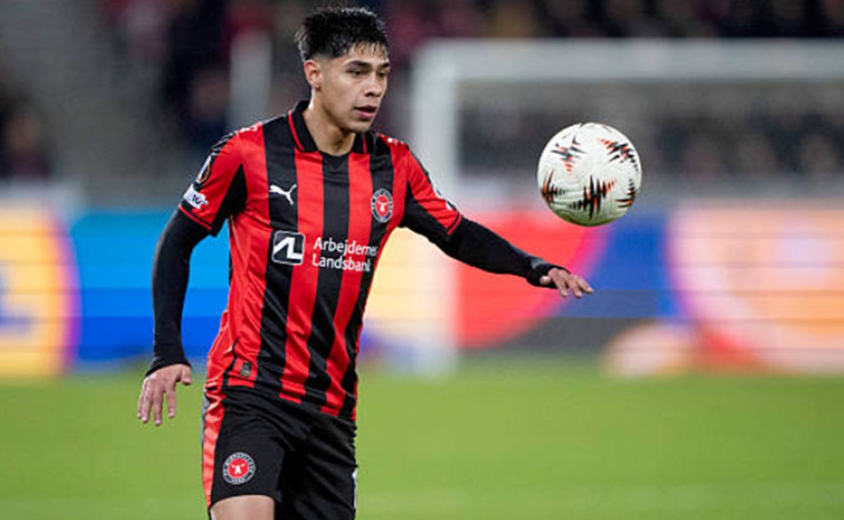 Midtjylland brinda adiós de crack a Darío Osorio tras fichar en Crystal Palace: “Más completo e influye todo el partido”
