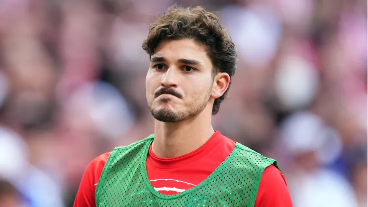 Álvarez tuvo feo gesto con los hinchas del Atlético de Madrid