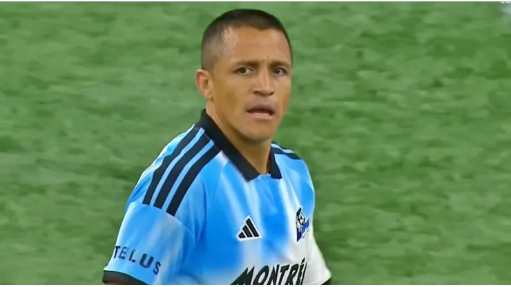 Alexis pudo anotar su primer gol en Canadá, pero se lo anularon.