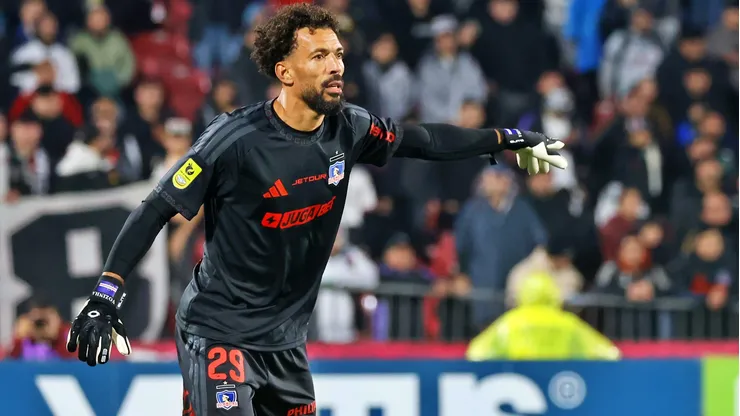 Vozinha afirma que su mamá no quería que firmara en Colo Colo.
