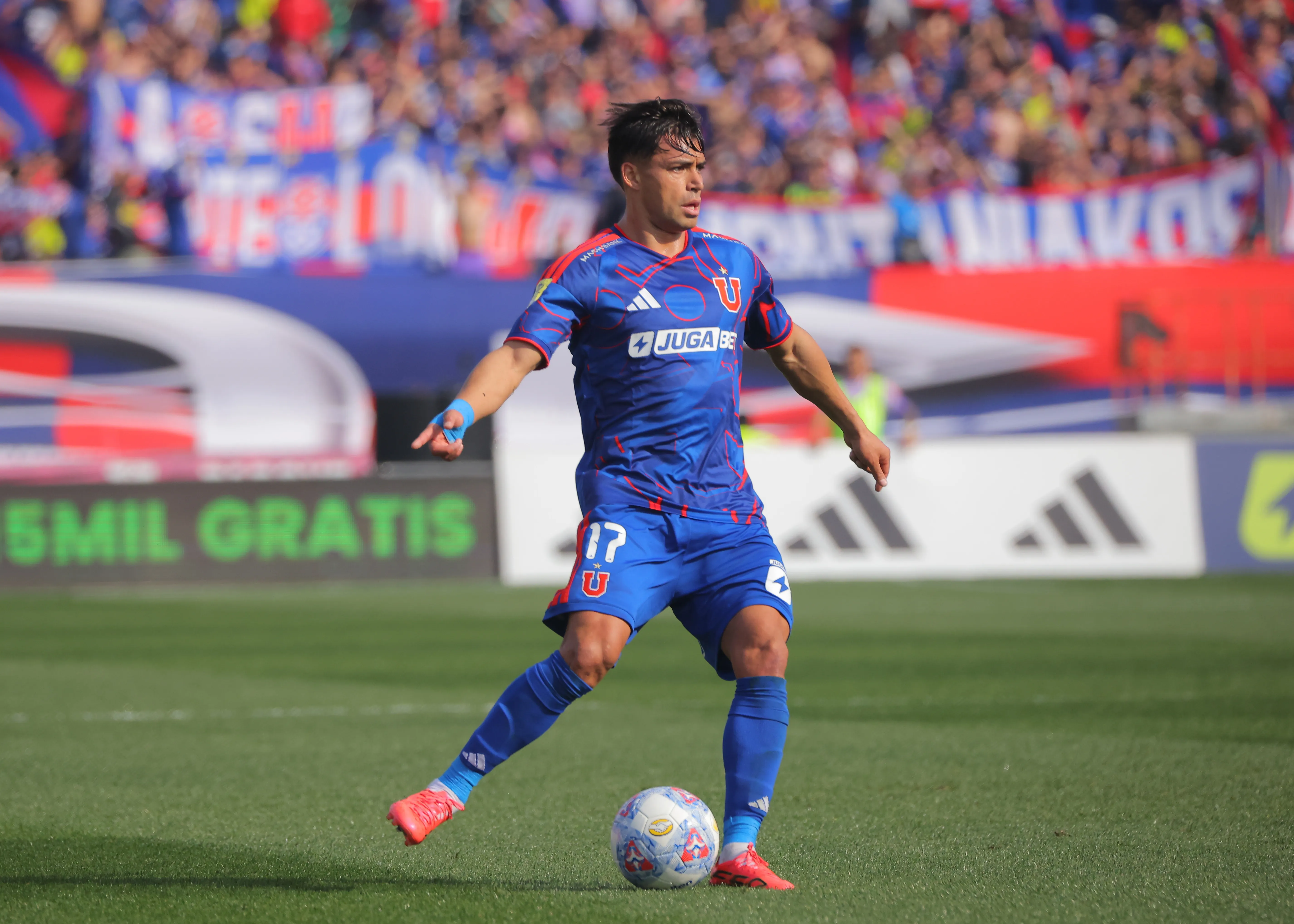Fabián Hormazábal no pudo terminar los últimos entrenamientos en Universidad de Chile. | Foto: Photosport.