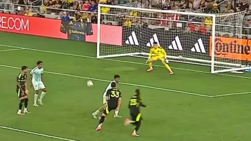 Gonzalo Tapia anotó su primer gol en la MLS.