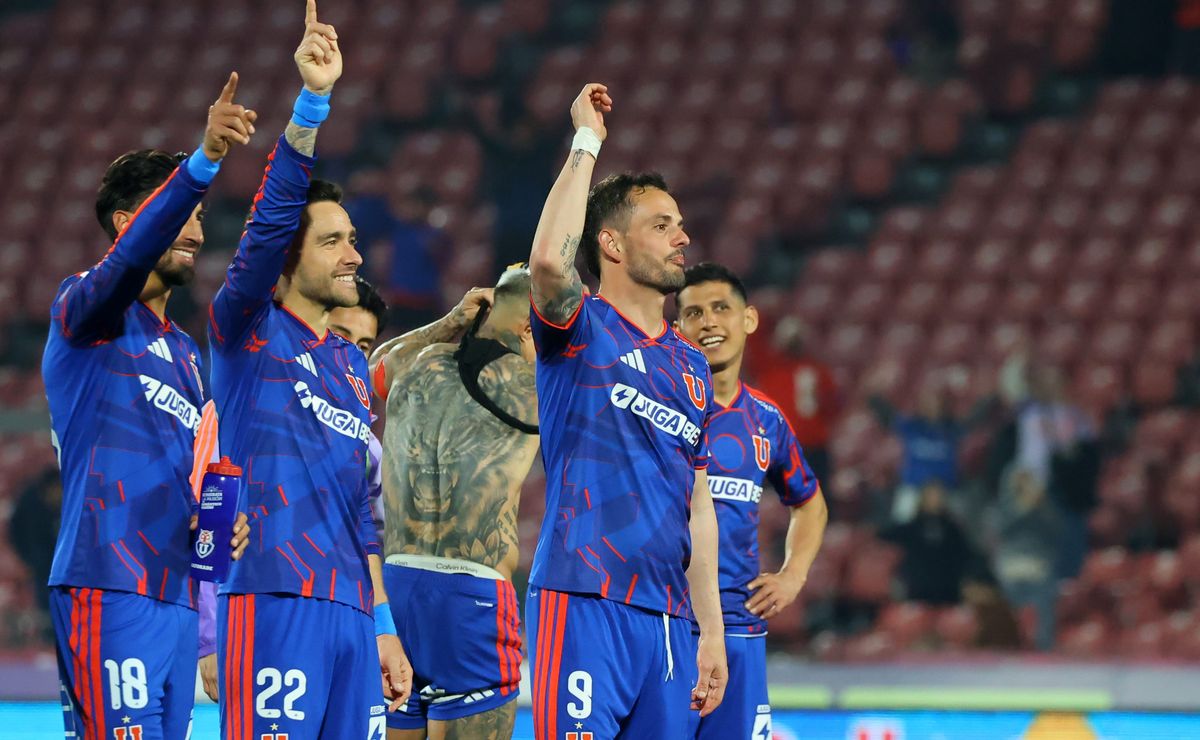 “Se dudaba de su incorporación”: históricos de U. de Chile enloquecen con Lucero y Rivero