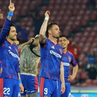Históricos de U. de Chile enloquecen con Lucero y Rivero